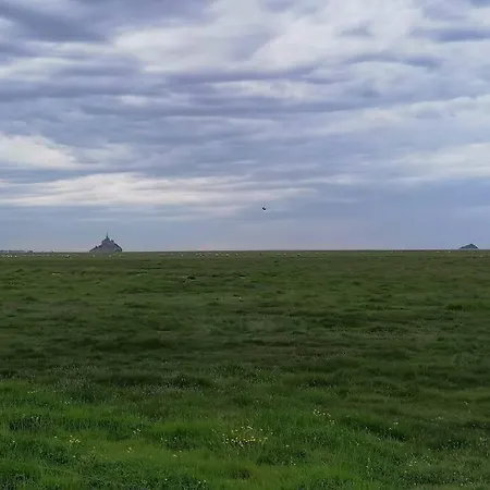 Sunset Family Mont Saint Michel Ferienhaus *