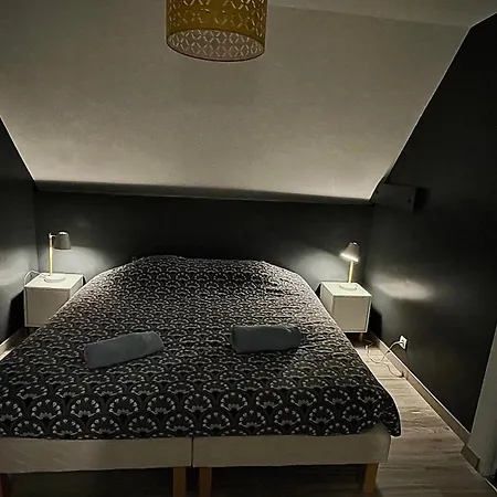 Sunset Family Mont Saint Michel ソー