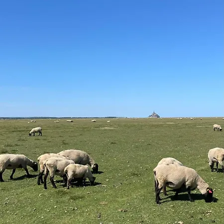 別荘 Sunset Family Mont Saint Michel *