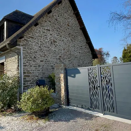 Sunset Family Mont Saint Michel 別荘