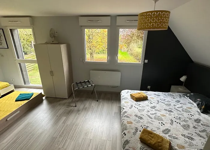 Sunset Family Mont Saint Michel