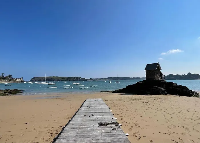 Sunset Family Mont Saint Michel * Céaux